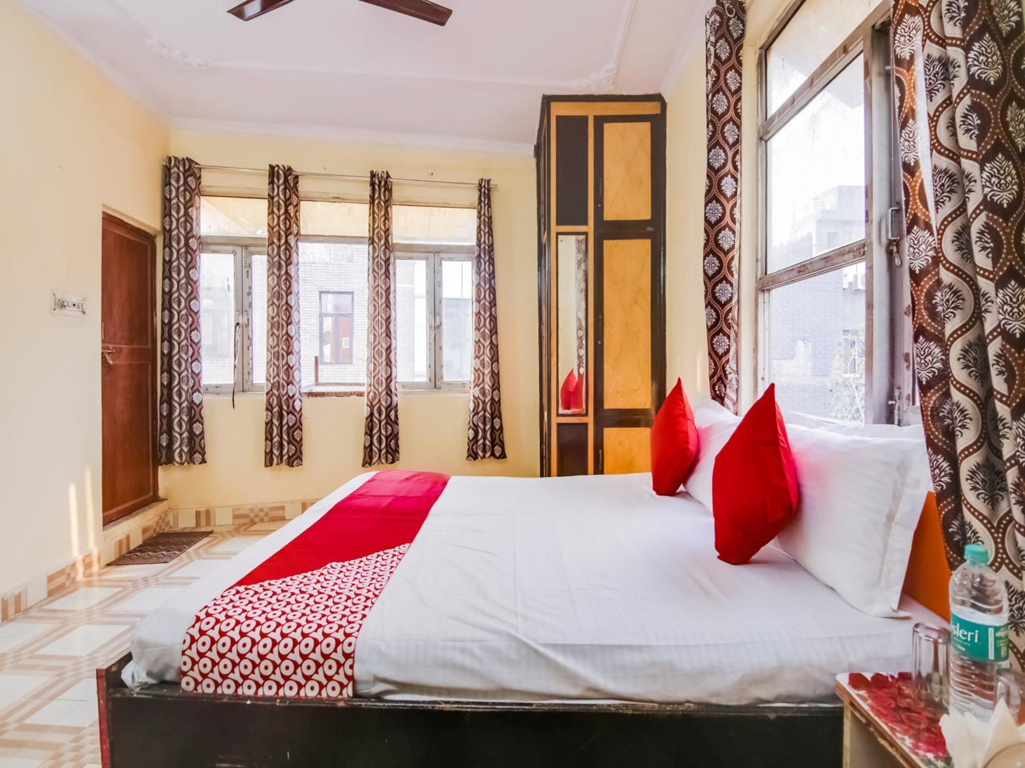 Hotel O Smart View นิวเดลี ภายนอก รูปภาพ